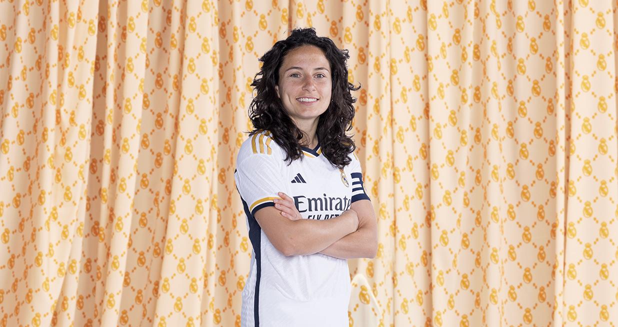 Ivana Camisetas y Equipación de Fútbol del Real Madrid