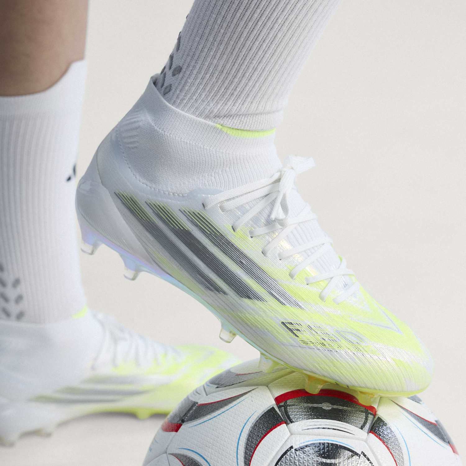 ウィメンズ adidas F50 Sparkfusion Elite サッカースパイク イエロー
