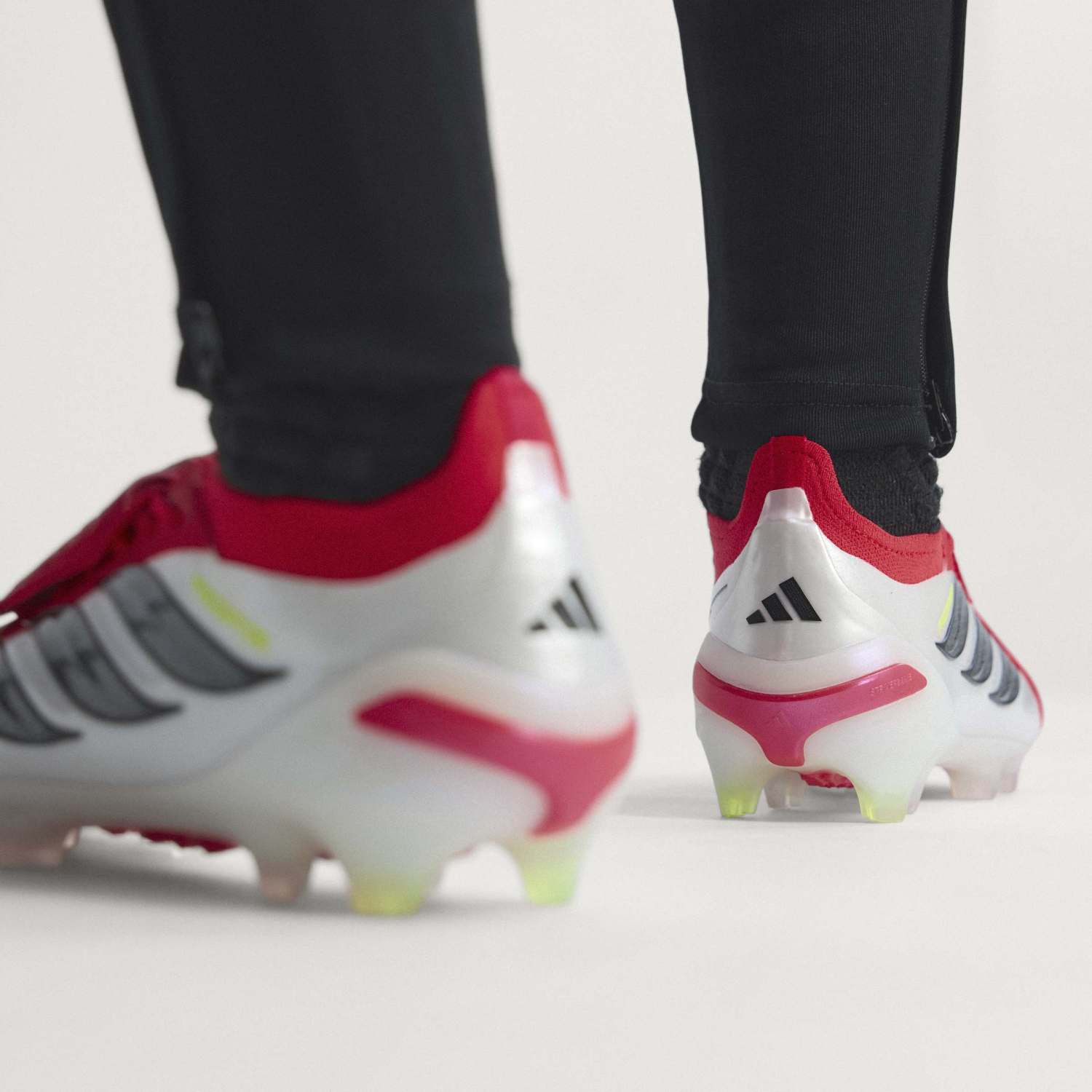 メンズ adidas Predator Elite サッカースパイク タング レッド