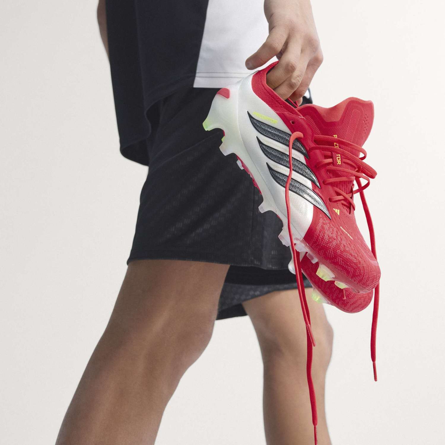 メンズ adidas Predator Elite サッカースパイク レッド – レアル