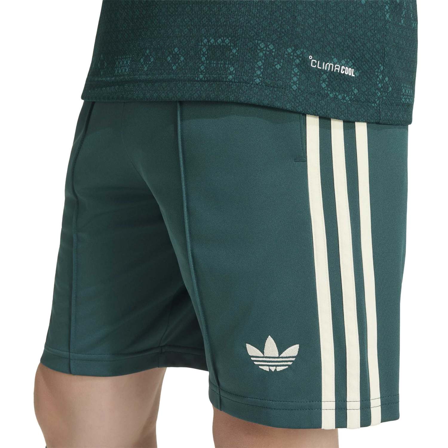 Kids Away Kit Green 26/27