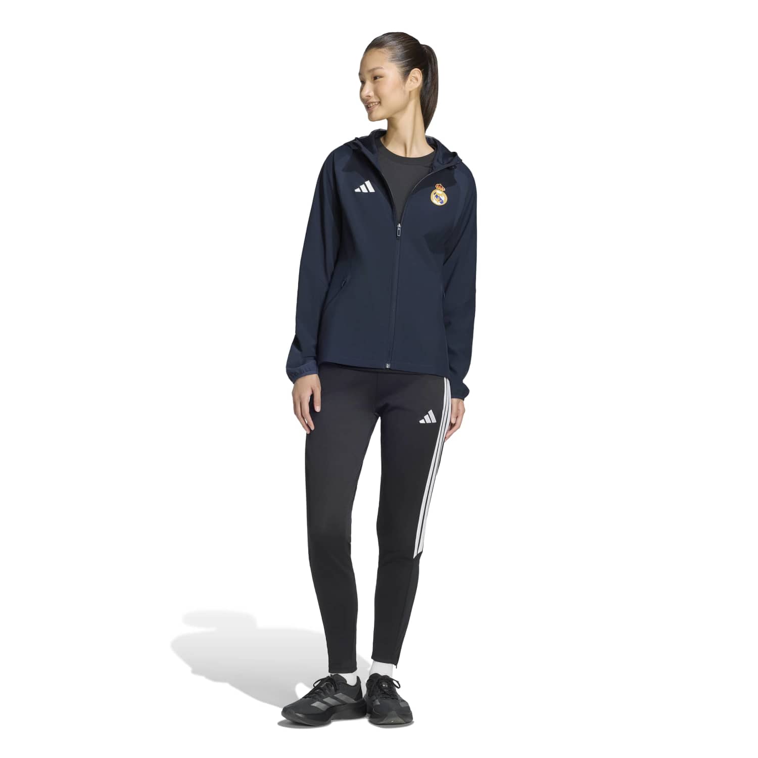 女士adidas Tiro Travel 26/27外套 海军蓝