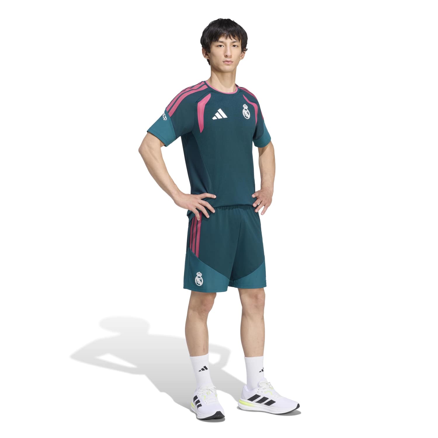 男款 adidas 专业休闲训练短裤 26/27 绿色