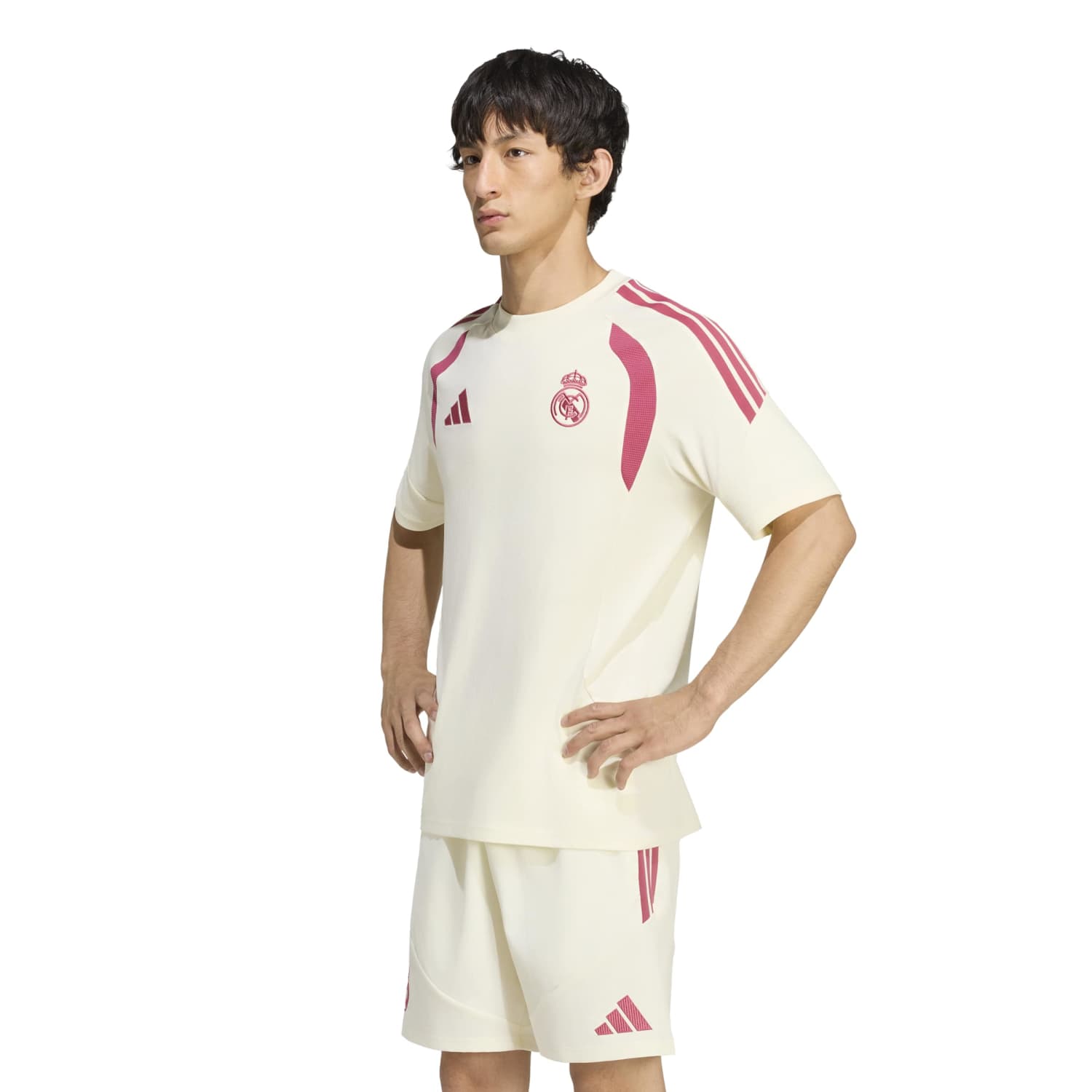 男款 adidas 训练T恤 26/27 米色