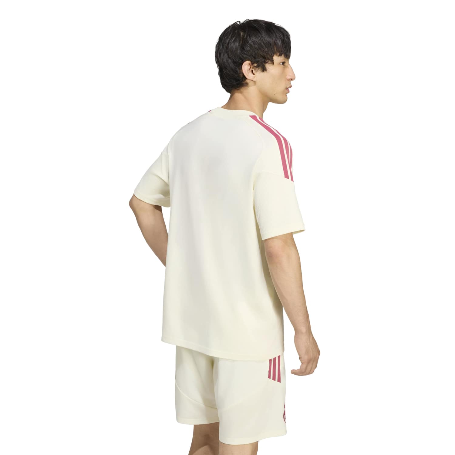 男款 adidas 训练T恤 26/27 米色