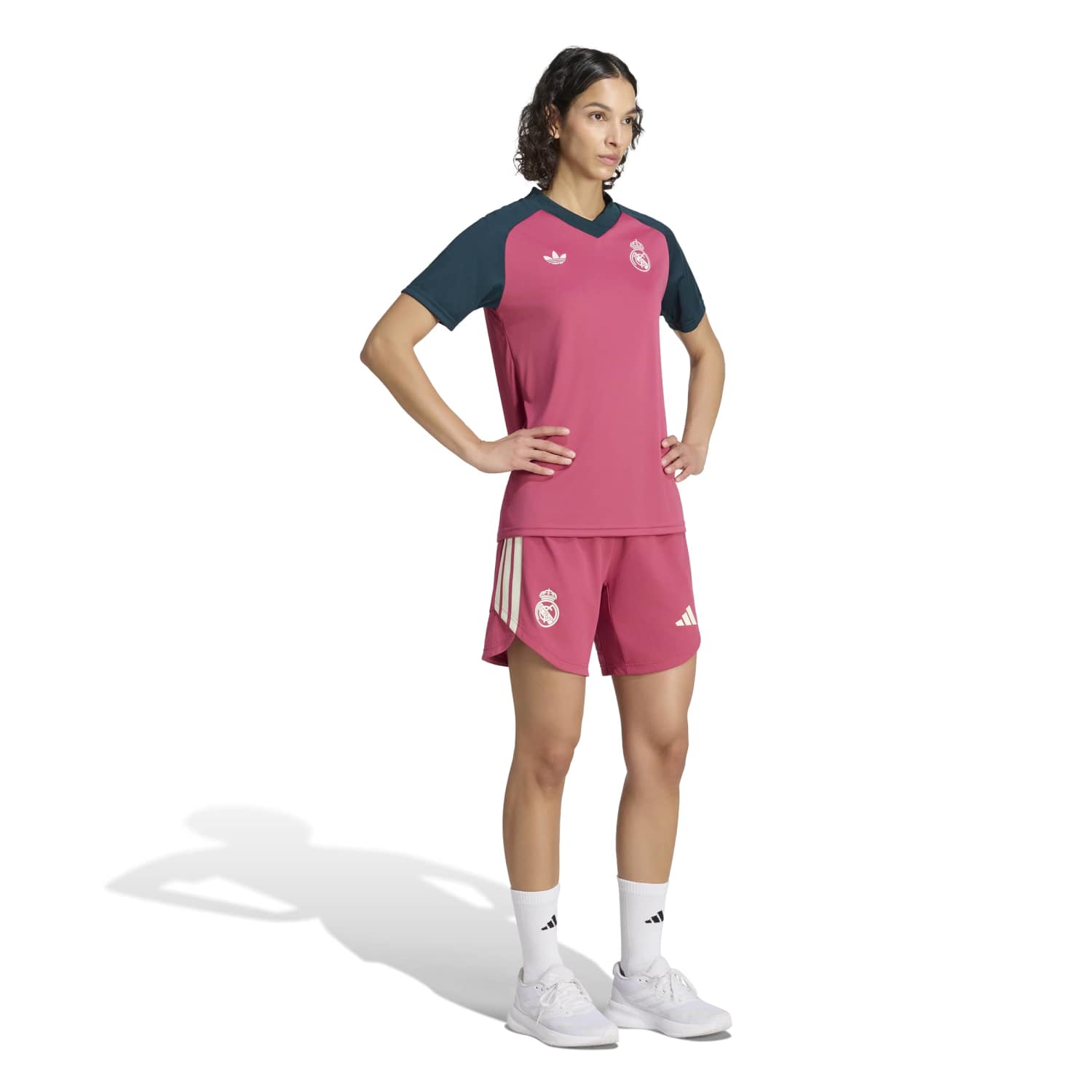 女款 adidas 训练短裤 26/27 粉色