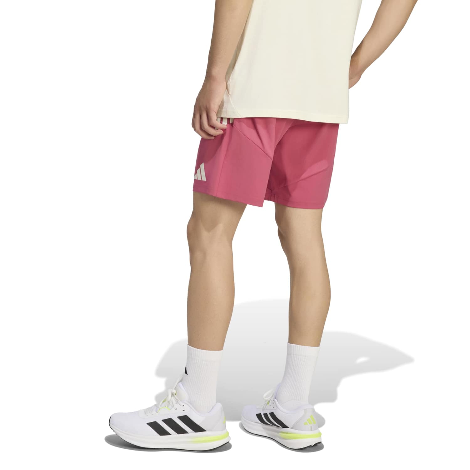 男款 adidas 休闲训练短裤 26/27 粉色
