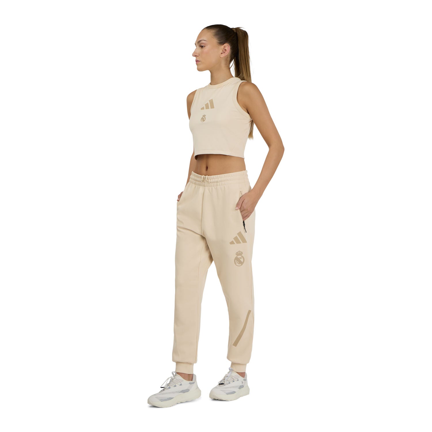 Camiseta Top Mujer adidas Real Urban Z.N.E Beige