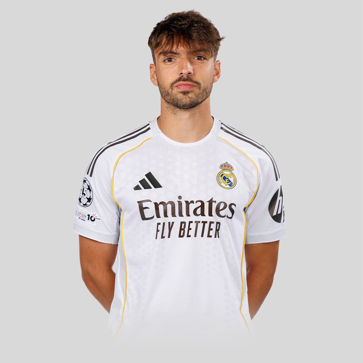 男子チーム – レアル・マドリードCF公式オンラインショップ