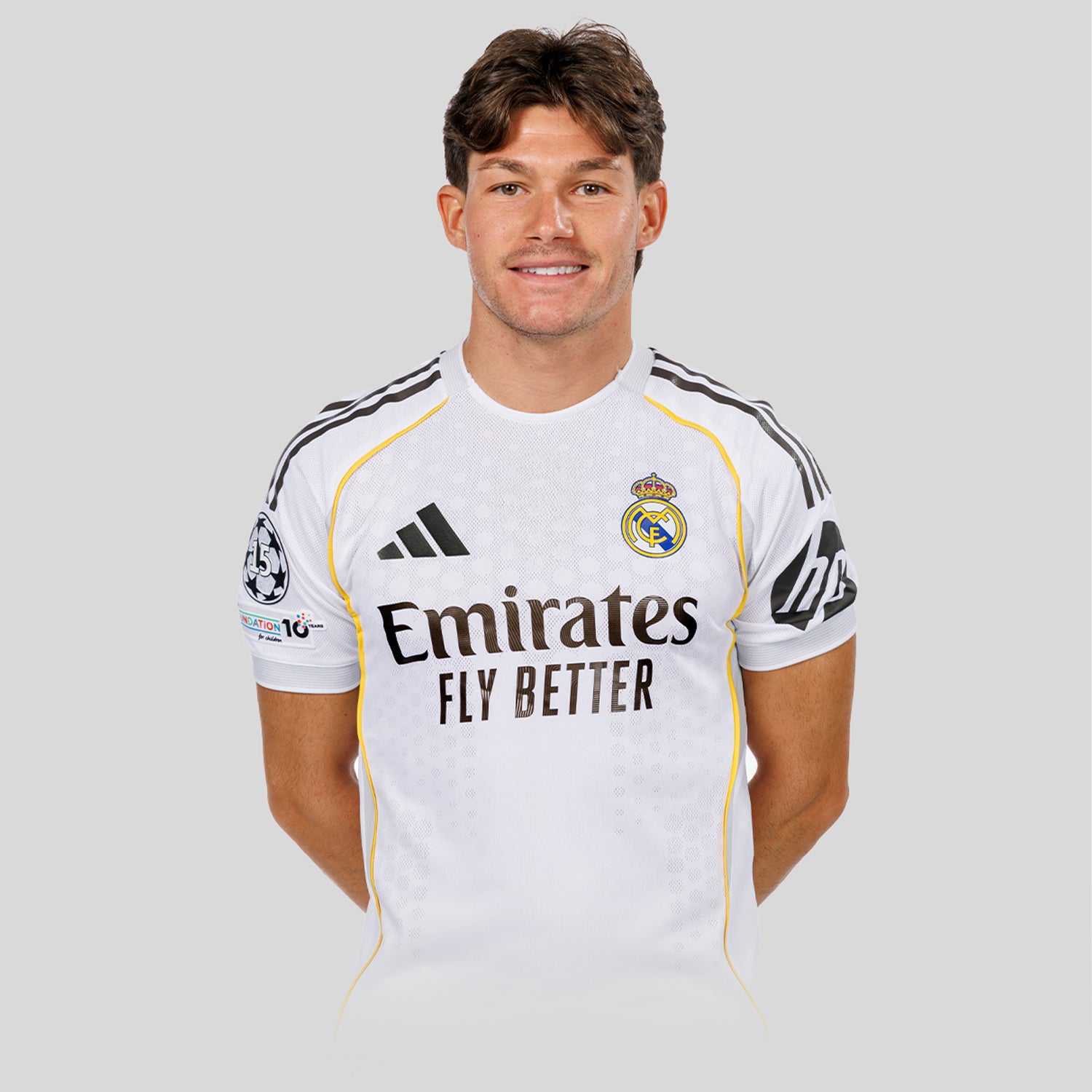 男子チーム – レアル・マドリードCF公式オンラインショップ