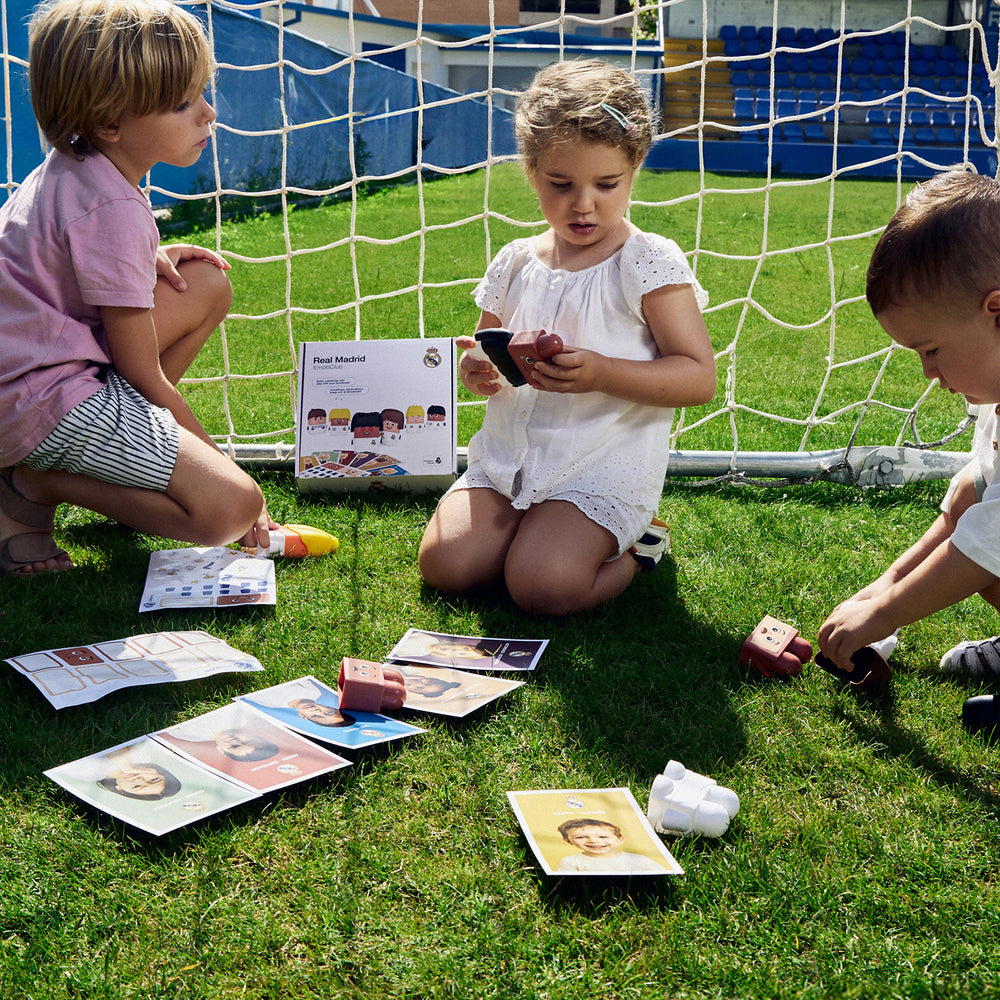 이모티클럽 키즈 게임