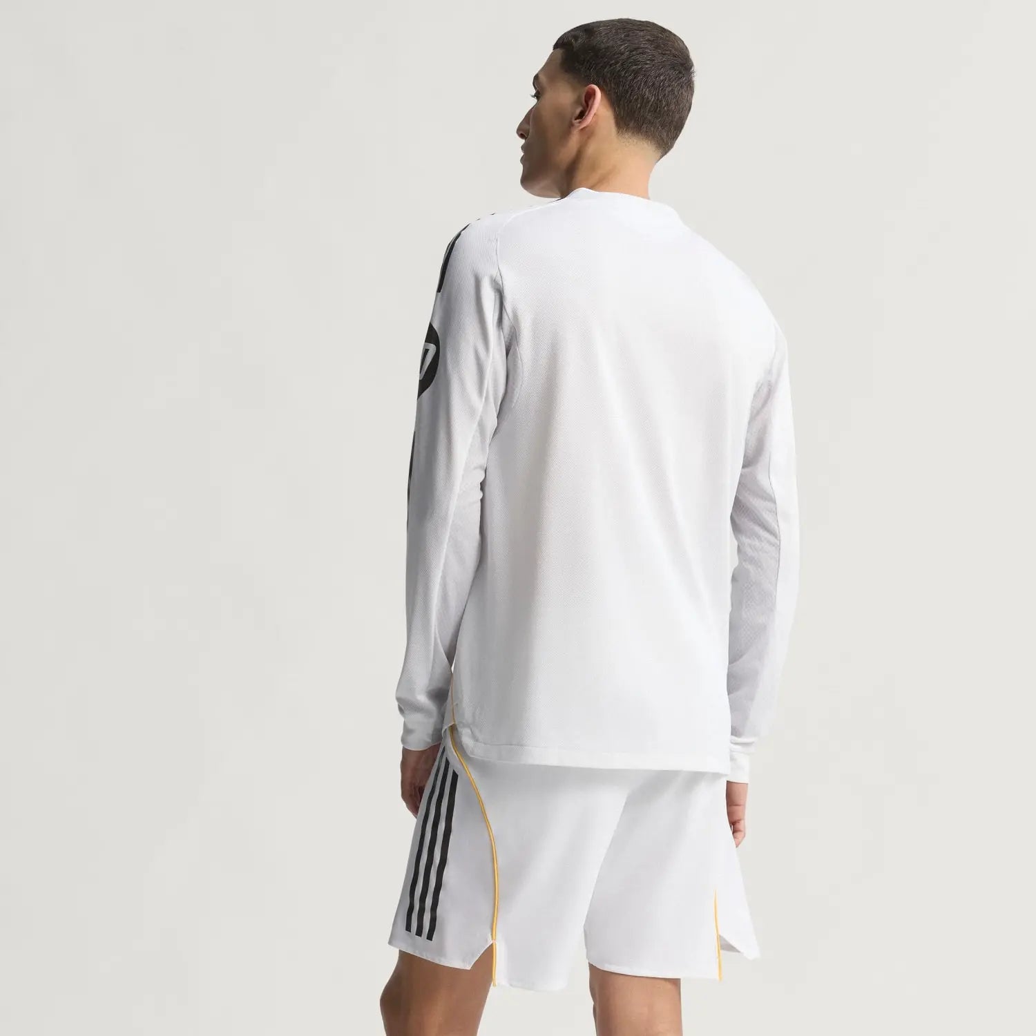 Camiseta Authentic Hombre Manga Larga Primera Equipación Blanca 25/26