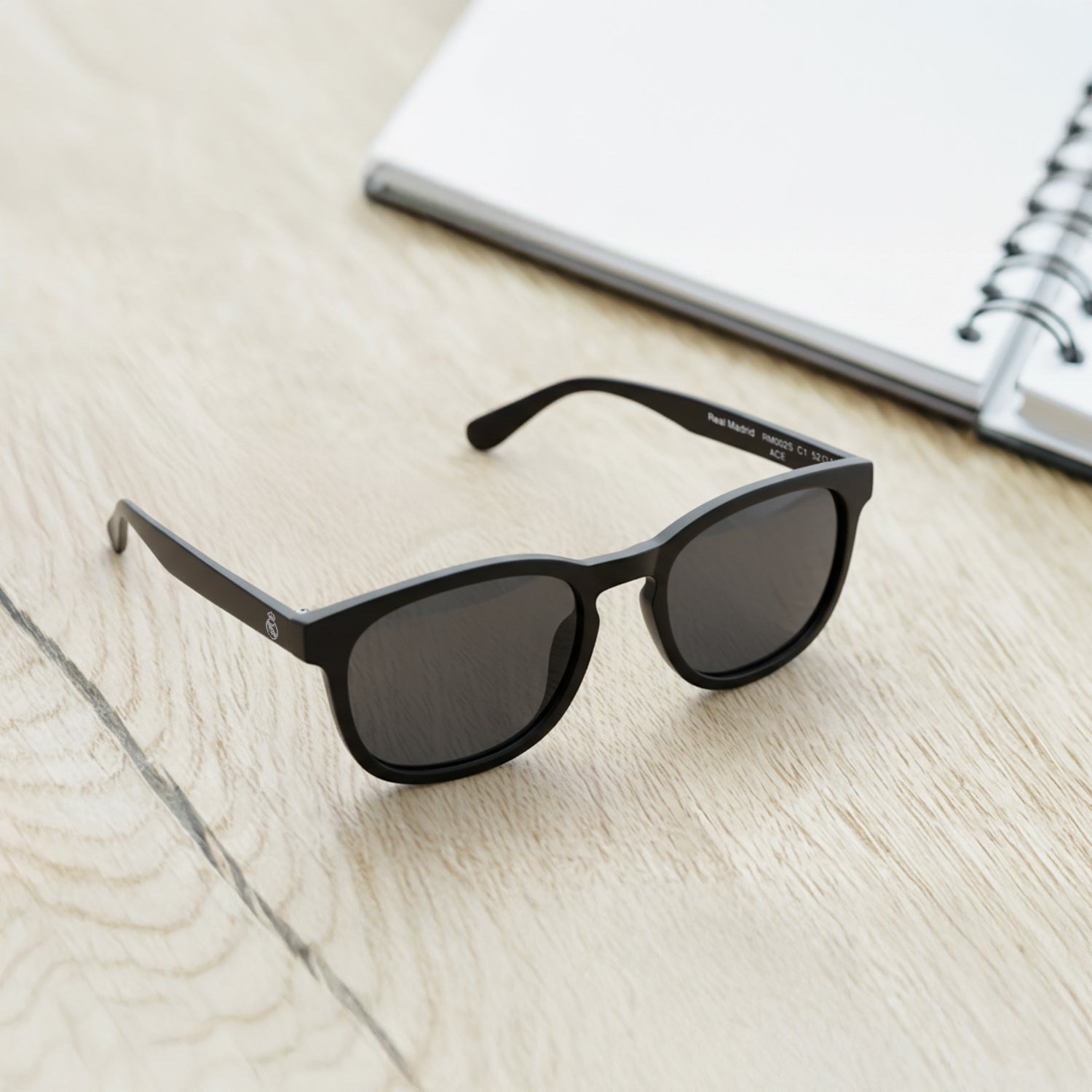 원형 Real Madrid 아세테이트 선글라스 블랙