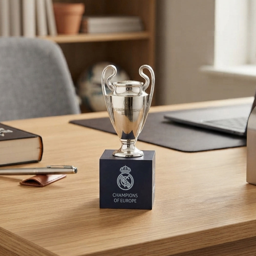 Réplica Oficial del Trofeo de la UEFA Champions League Real Madrid 4,5cm