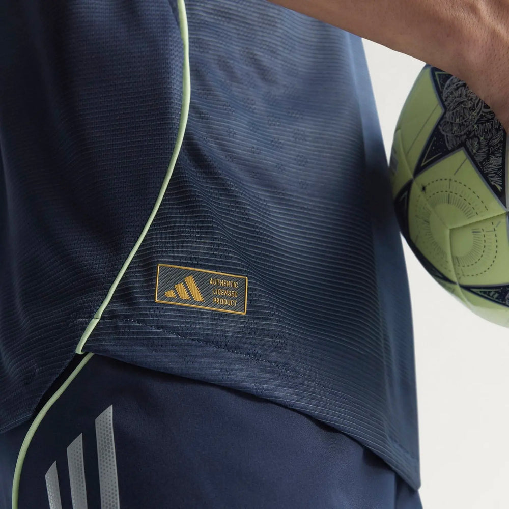 男款客场正品球衣 25/26 海军蓝