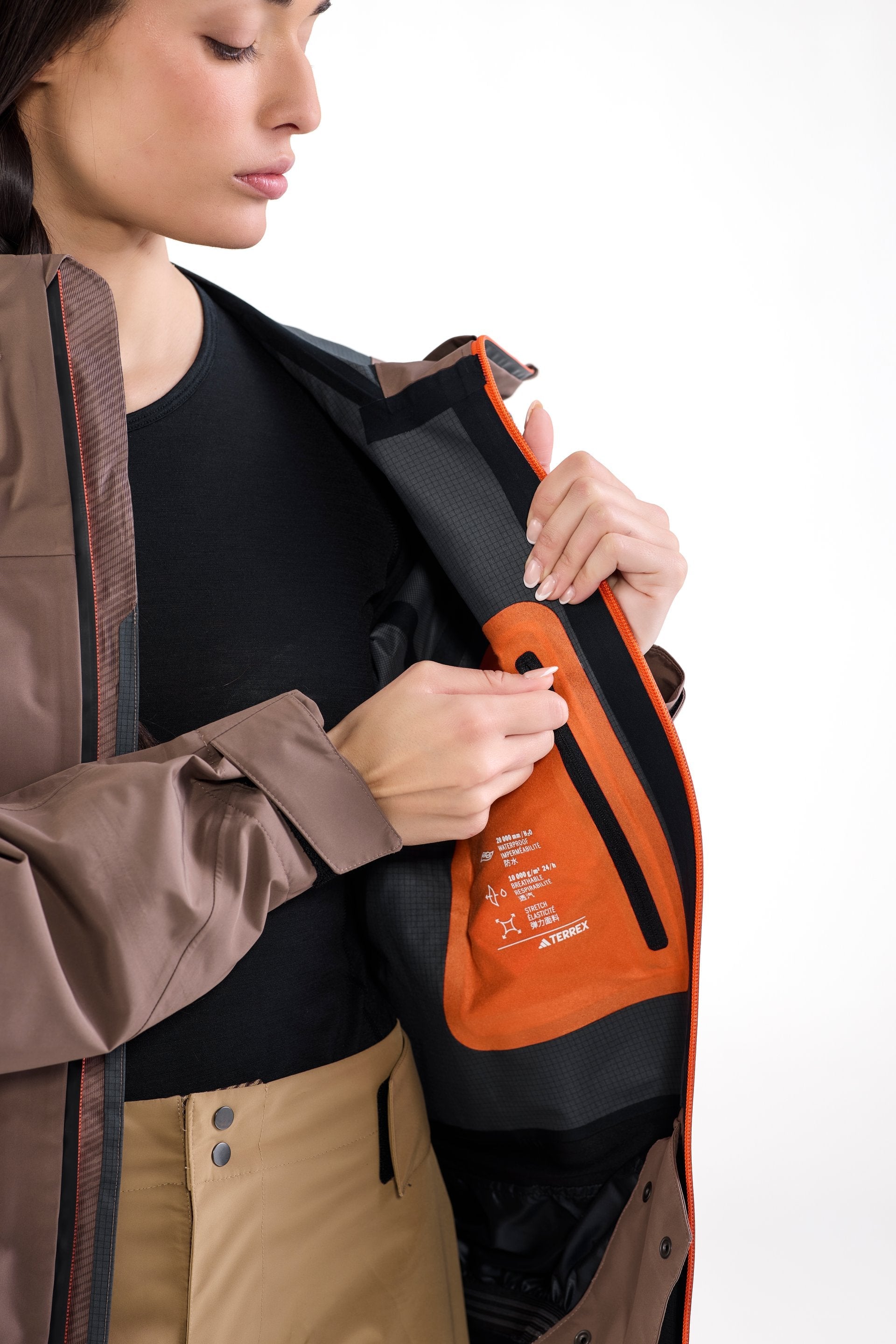 ウィメン adidas Terrex CLIMAPROOF+ スノージャケット ブラウン