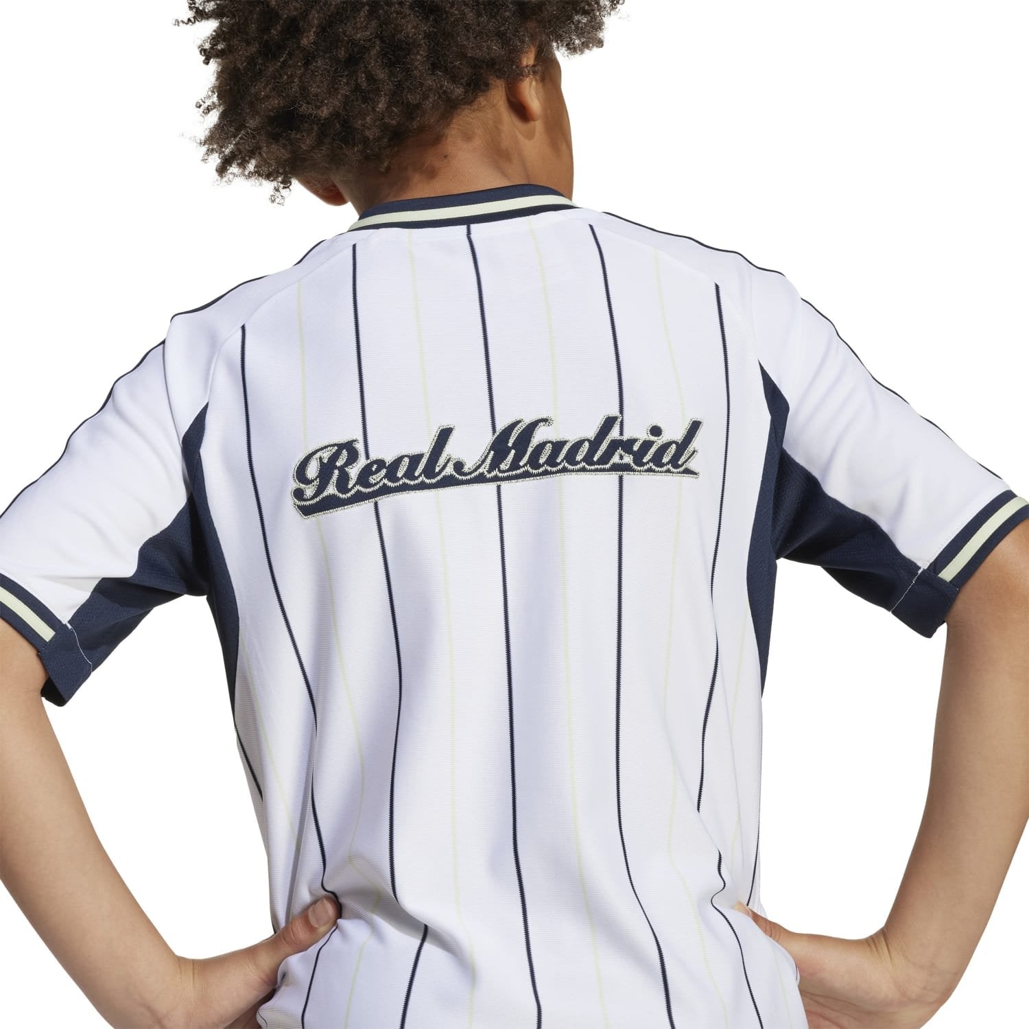 ユース アディダス USパック シャツ 25/26 ホワイト – レアル